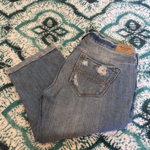 Abercrombie and Fitch capris
